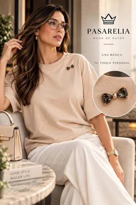 Camiseta básica con broche